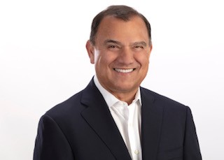Dennis Arriola